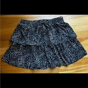 NEW⭐️with tags Francesca’s Black Animal Print Ruffle Skirt - UNISEX [XL]